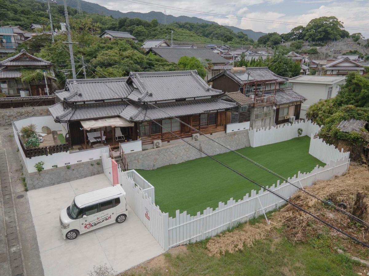 Gasthaus ドッグラン併設 しまなみ御殿 Imabari Railway Station Exterior foto