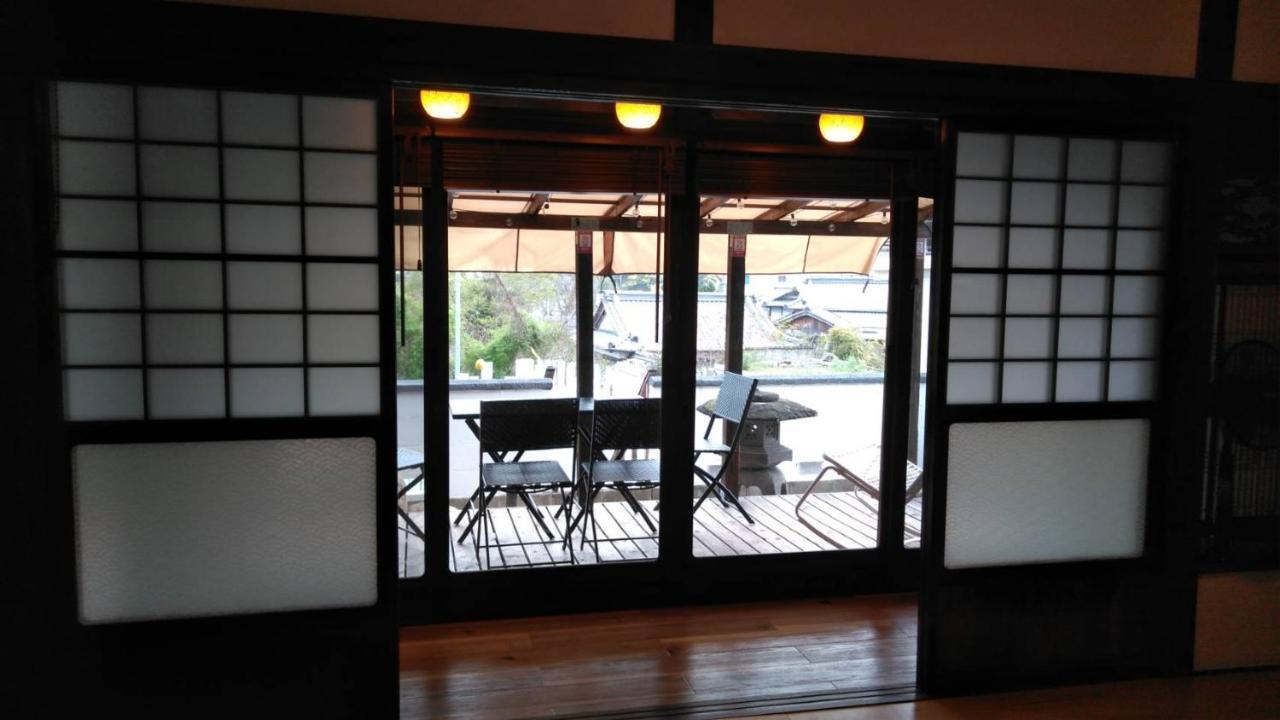 Gasthaus ドッグラン併設 しまなみ御殿 Imabari Railway Station Exterior foto