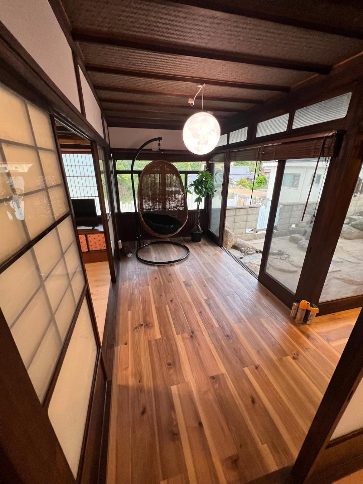 Gasthaus ドッグラン併設 しまなみ御殿 Imabari Railway Station Exterior foto